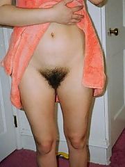 Bush sweaty vagina fingers