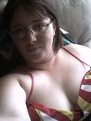 Photo 1, fat wife wet
