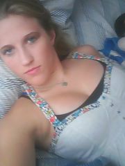 Photo 1, blonde college