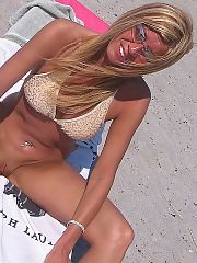 Photo 1, milf shows wife