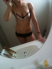 Photo 1, exposing wearing