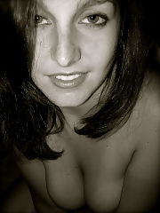 Photo 1, college teen spreads legs
