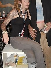 Photo 1, punk college