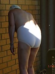 Photo 1, mature wife showing