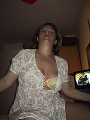 Photo 1, moms show