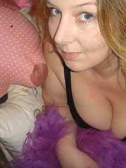 Photo 1, playing thick dildo