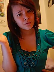 Photo 1, mom asian