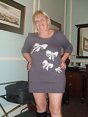 Wife undresses tattoo