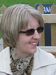Photo 1, granny showing