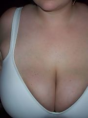 Photo 1, curvy big tits titties