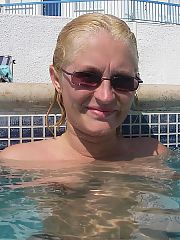 Photo 1, milf young