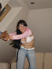 Photo 1, young older