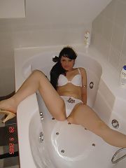 Photo 1, young older