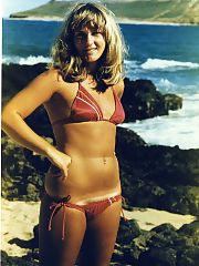 Photo 1, mom young