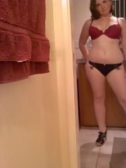 Photo 1, curvy mom