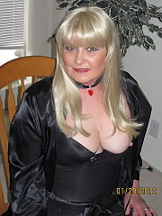 Photo 1, submissive mature wife