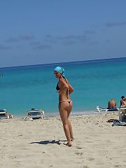 Photo 1, vacation party