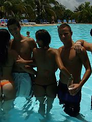 Photo 1, vacation party