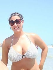 Huge hooters head