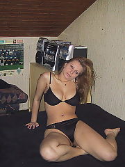 Photo 1, mom shows gym