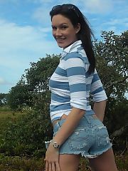 Photo 1, darkhaired tease