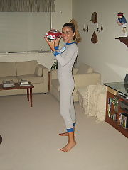 Photo 1, wet blond wifes