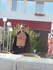 Photo 1, vacation couple