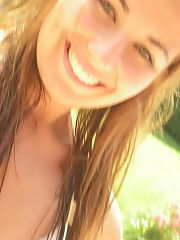Photo 1, playing vacation