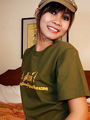Photo 1, asian playing pussy