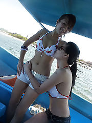 Photo 1, oriental sucking pecker fucked