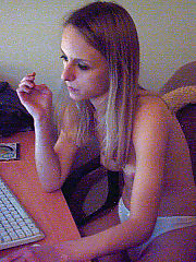Photo 1, young blondie small tits