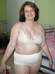 Mature chubby milf pussy
