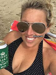Photo 1, swinger wife