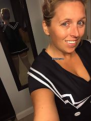 Photo 1, swinger wife