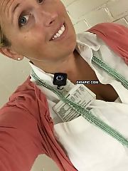 Photo 1, swinger wife
