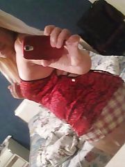Photo 1, lighthaired mature milf herself