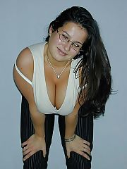 Photo 1, boobed brunette milf massive