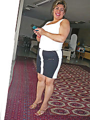Photo 1, latina mature milf office