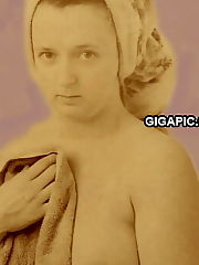 Photo 1, wife vintage