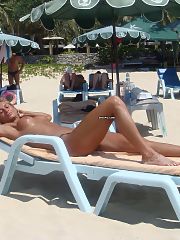 Photo 1, busty blond milf vacation