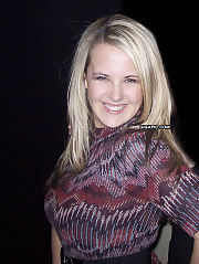 Photo 1, blond wife boobed boobs