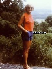 Photo 1, vintage mature lighthaired ass