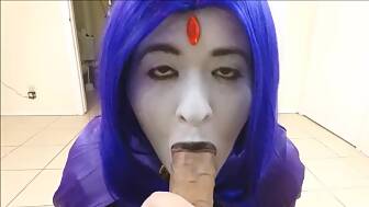 sucks juicy dick teenager