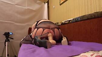 shemale riding fucktoy