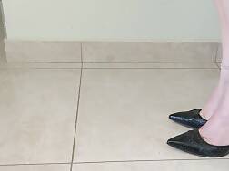 14 min - Feet cum party