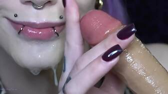 oral gaging toy spit