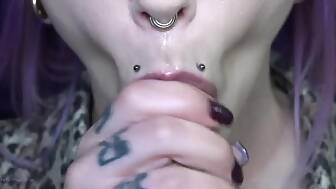 oral gaging toy spit