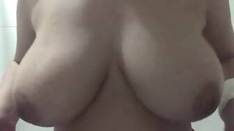 titty play