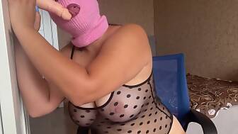 big hooters milf suck