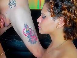 12 min - Lesbian couple